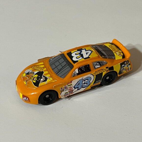 Lot of 13 Hot Wheels, Yat Ming, Matchbox die-cast cars - Picture 11 of 14